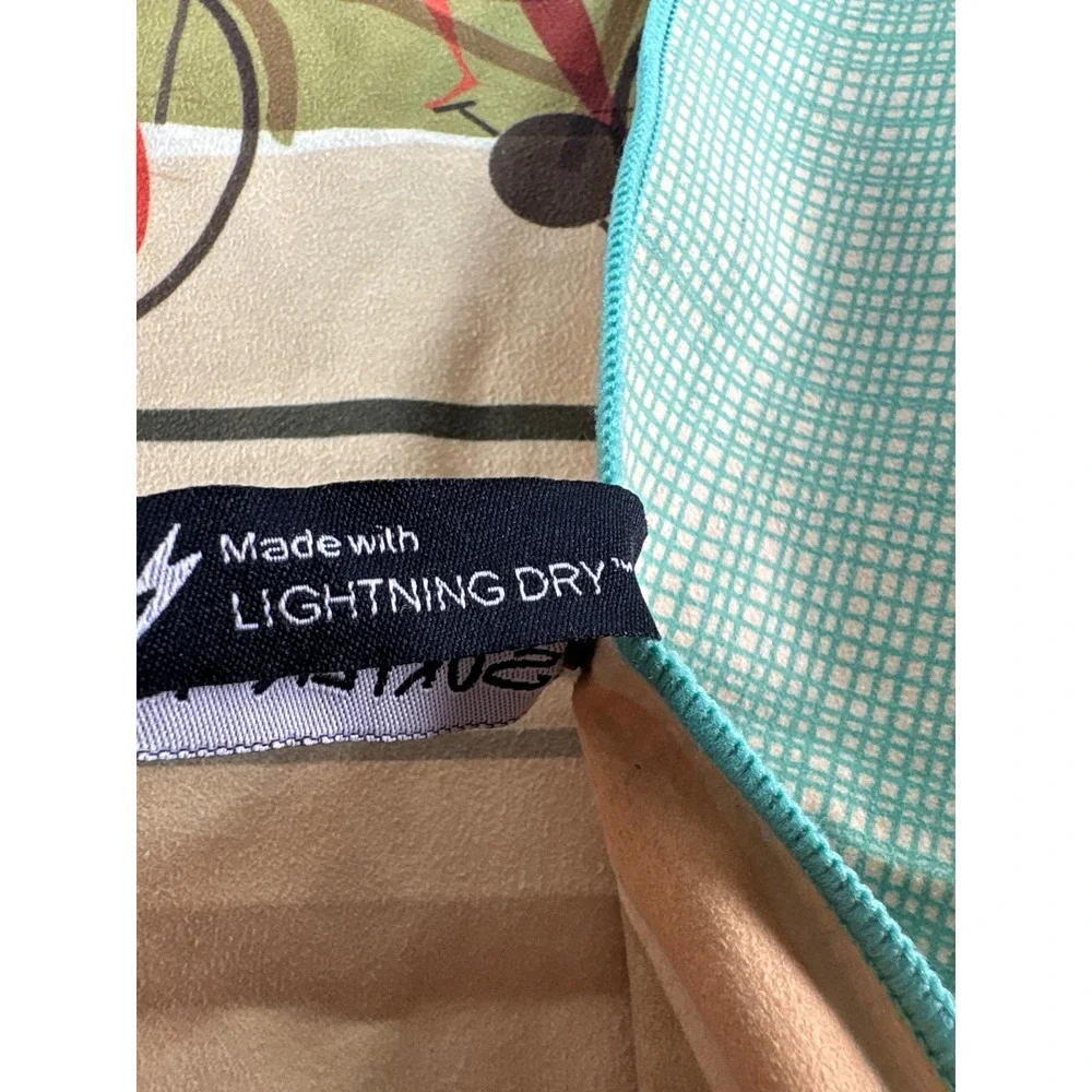 Nick Kuchar The Surfer Towel 32